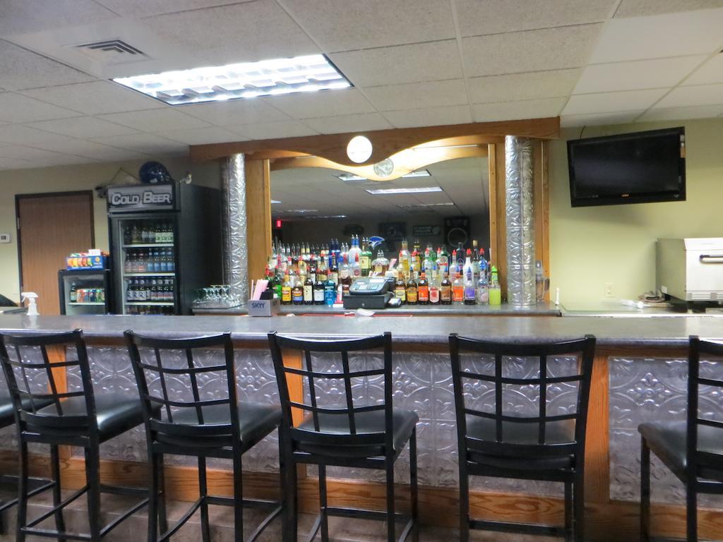 Cobblestone Inn & Suites - Merrill Εξωτερικό φωτογραφία