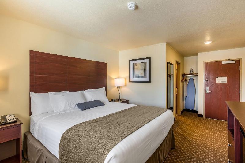 Cobblestone Inn & Suites - Merrill Εξωτερικό φωτογραφία
