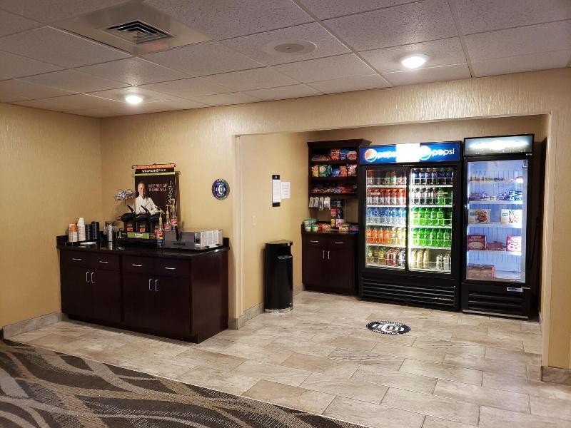 Cobblestone Inn & Suites - Merrill Εξωτερικό φωτογραφία