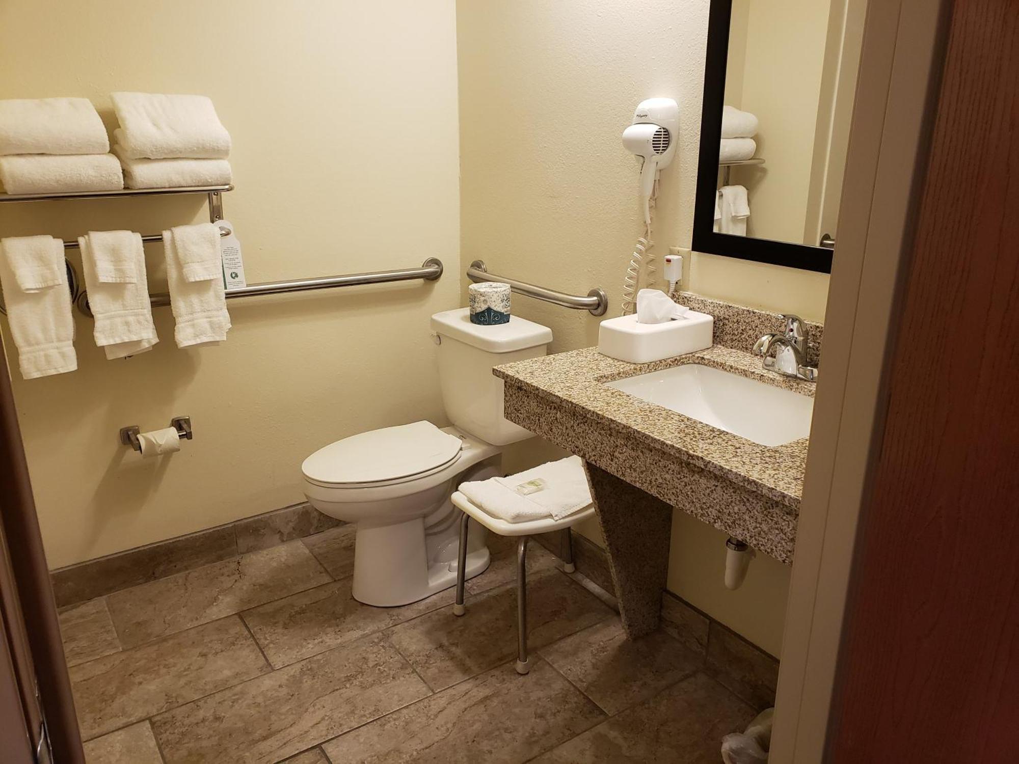 Cobblestone Inn & Suites - Merrill Εξωτερικό φωτογραφία