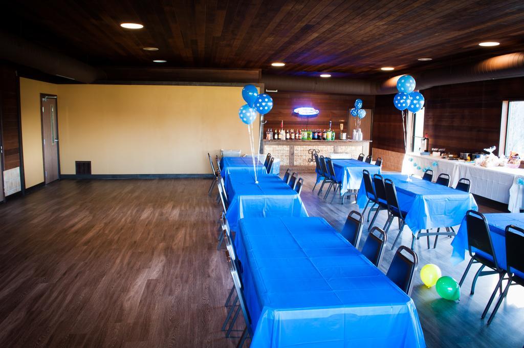 Cobblestone Inn & Suites - Merrill Εξωτερικό φωτογραφία